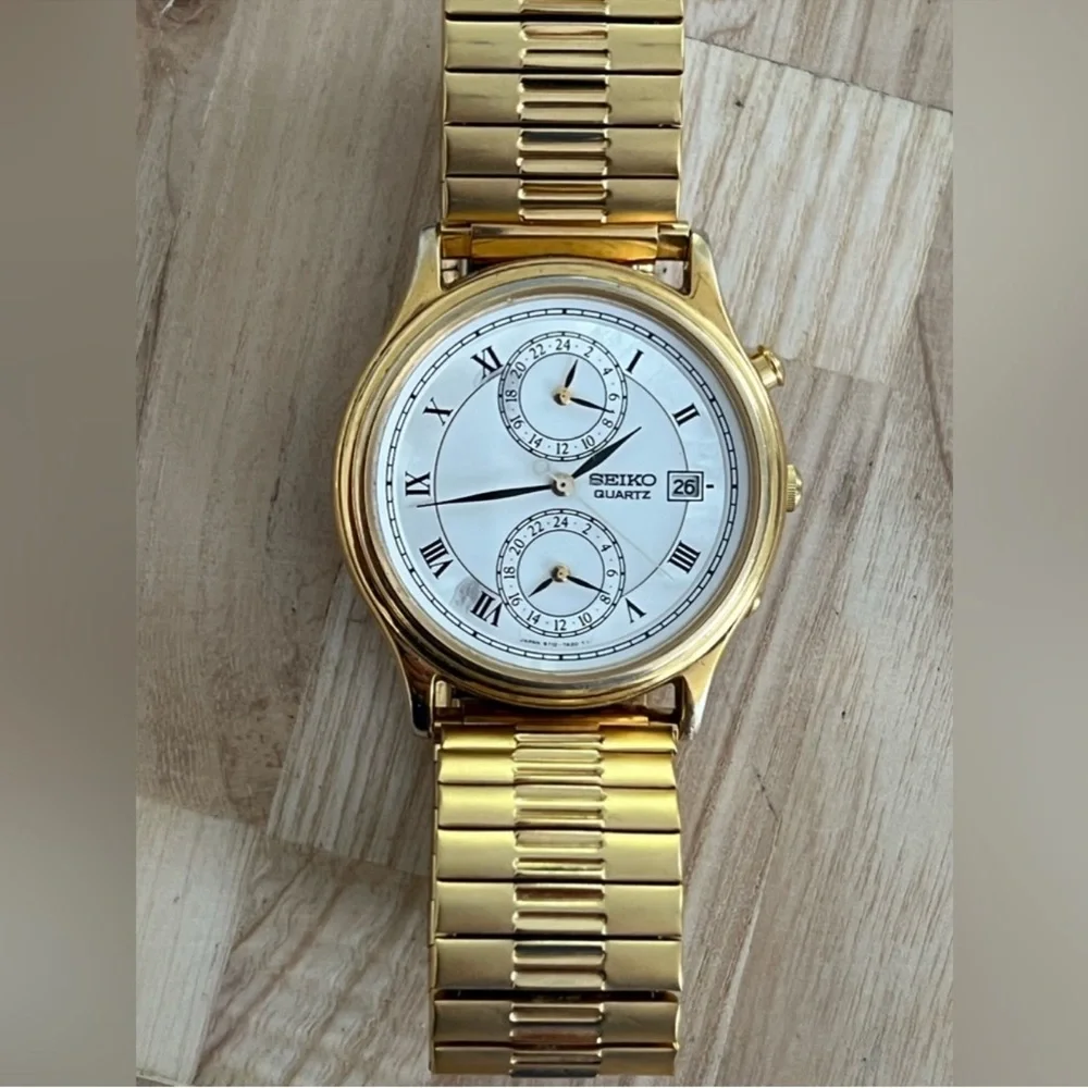 Seiko Ultra Rare 3-Time Zone Vintage Men’s Watch White Pearl Dial Date & Works